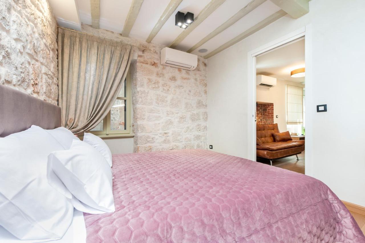 Dc II Downtown Apartment Rovinj Exterior foto