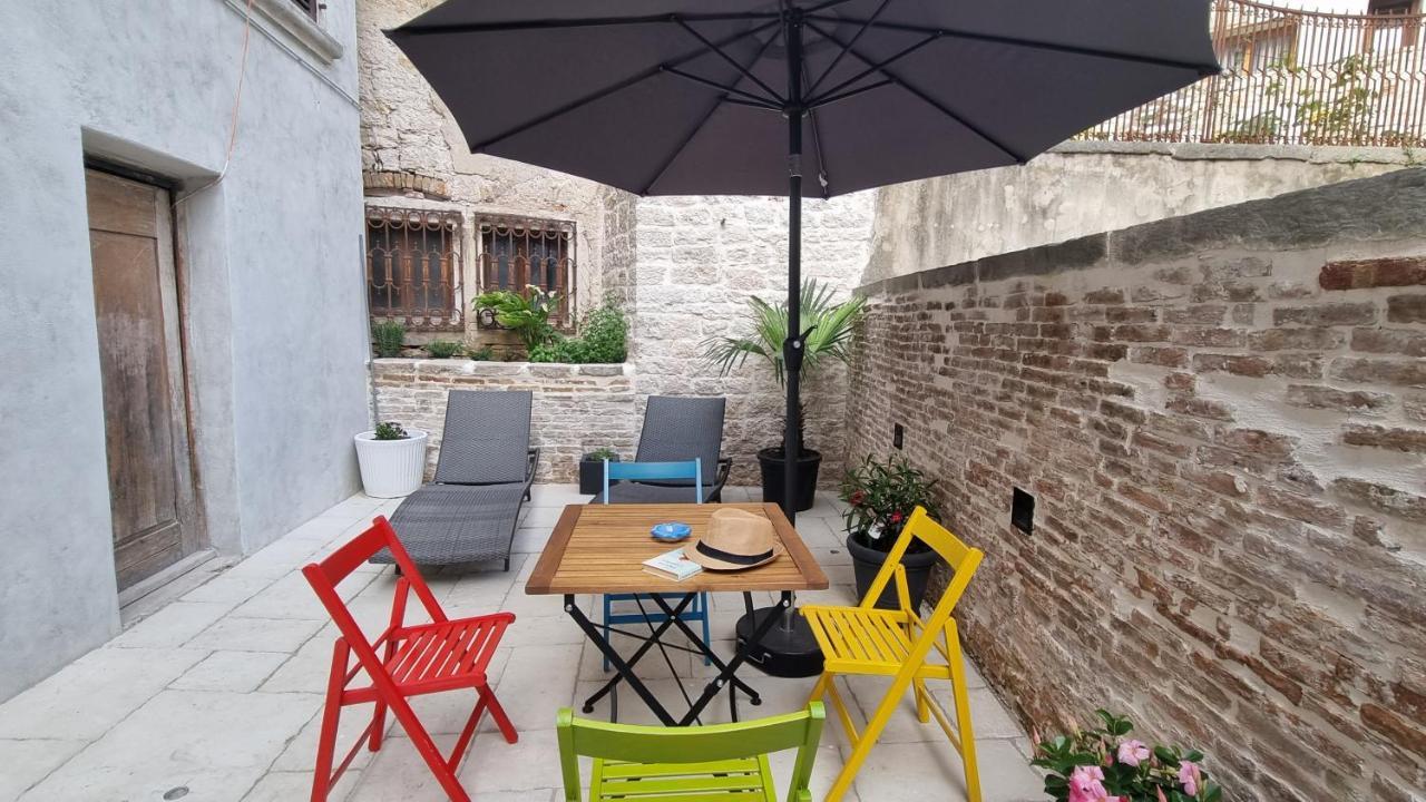 Dc II Downtown Apartment Rovinj Exterior foto